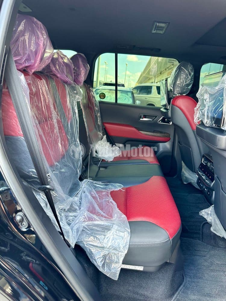 تويوتا لاند كروزر 4.6L GXR 2024 مستعملة