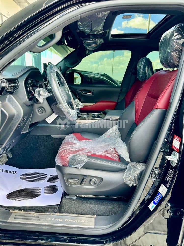 تويوتا لاند كروزر 4.6L GXR 2024 مستعملة