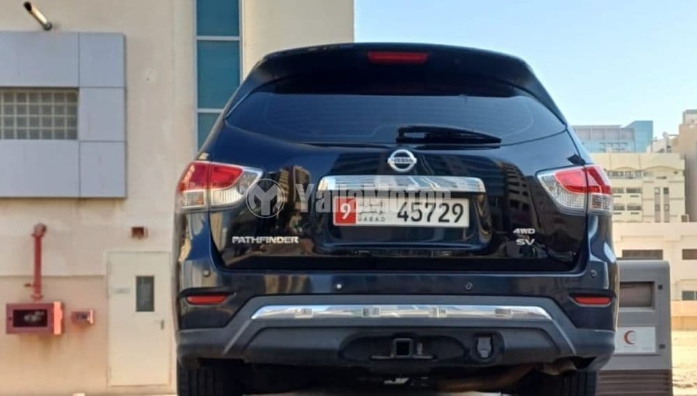 Used Nissan Pathfinder 3.5L SV 4WD 2014