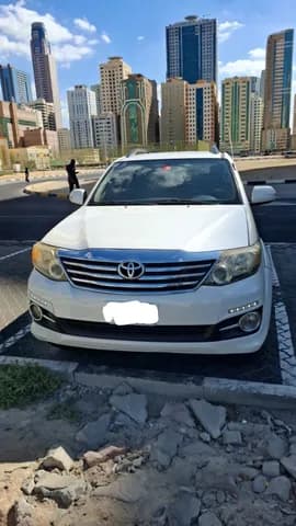 Used Toyota Fortuner 4.0L GXR 2015
