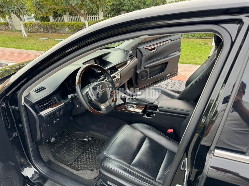 Used Lexus ES-Series 2015