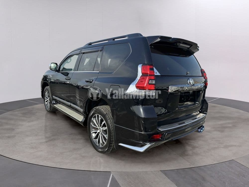 Used Toyota Land Cruiser Prado 5 Door 4.0L Automatic 2011