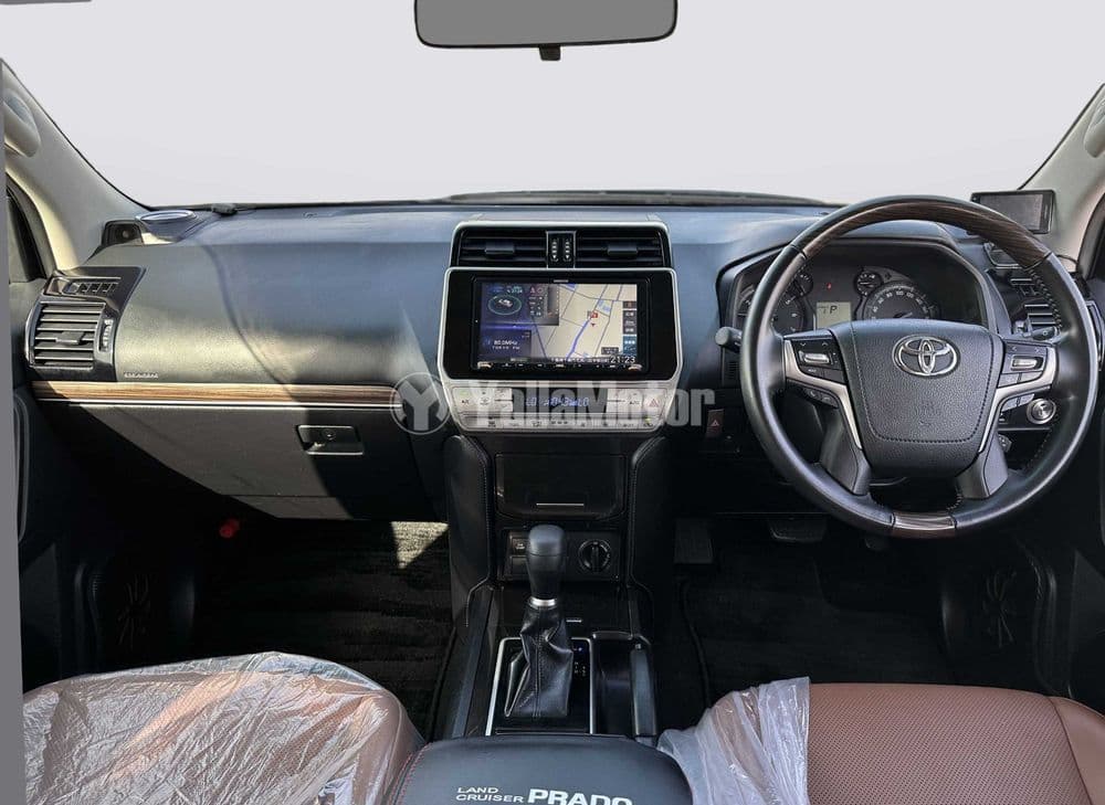 Used Toyota Land Cruiser Prado 5 Door 4.0L Automatic 2011