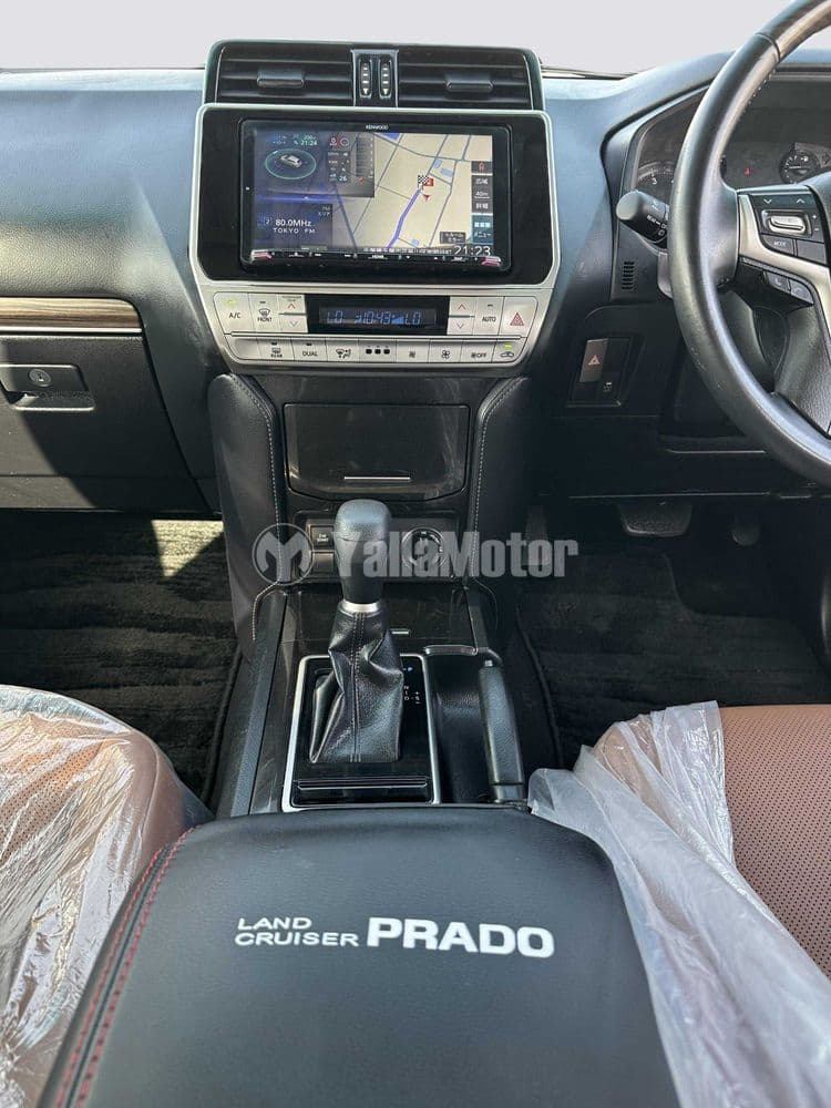 Used Toyota Land Cruiser Prado 5 Door 4.0L Automatic 2011