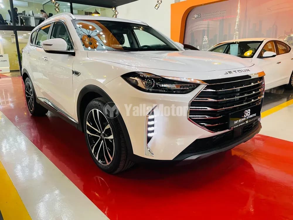 مستعملة جيتور X70 Plus 1.6T Luxury 7 Seater 2023
