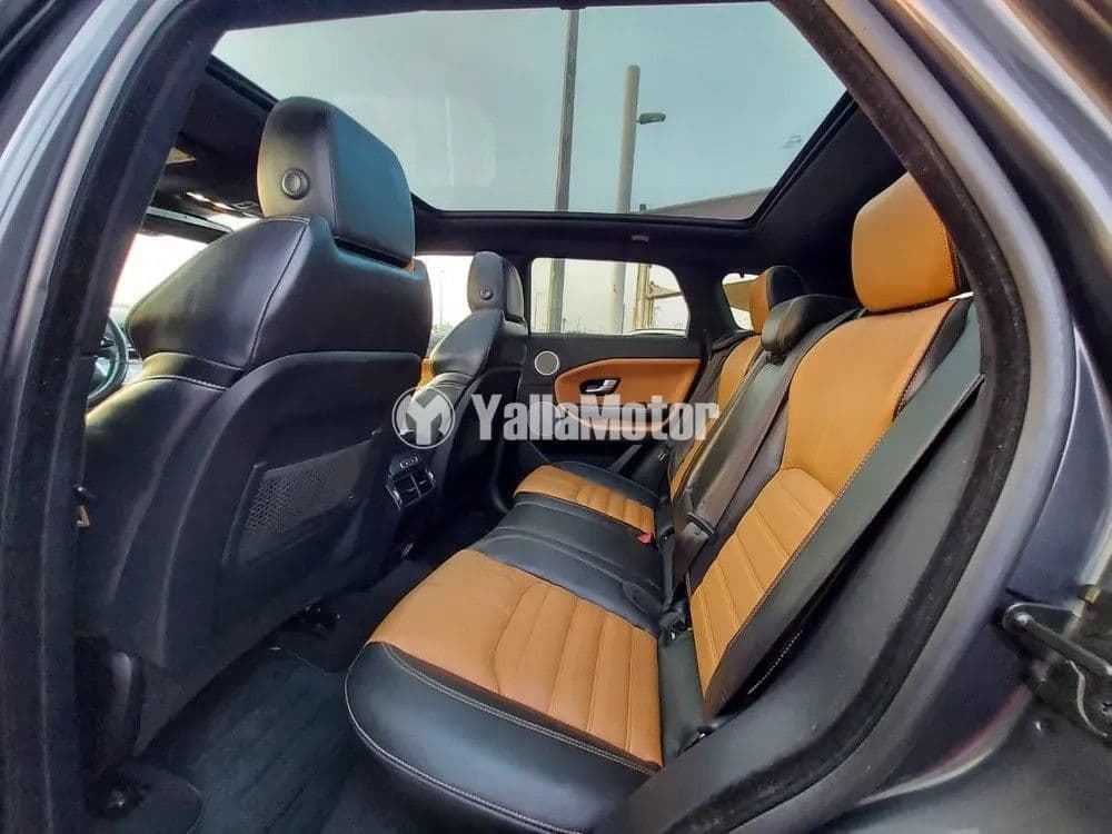 لاند روفر رنج روفر إيفوك 2.0T R-Dynamic HSE 300 PS 2019 مستعملة