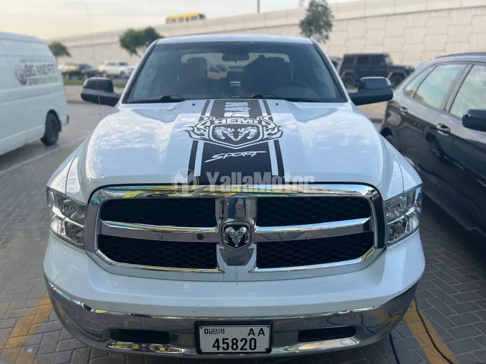 Used Dodge RAM 1500 SLT Crew 5.7L 2020