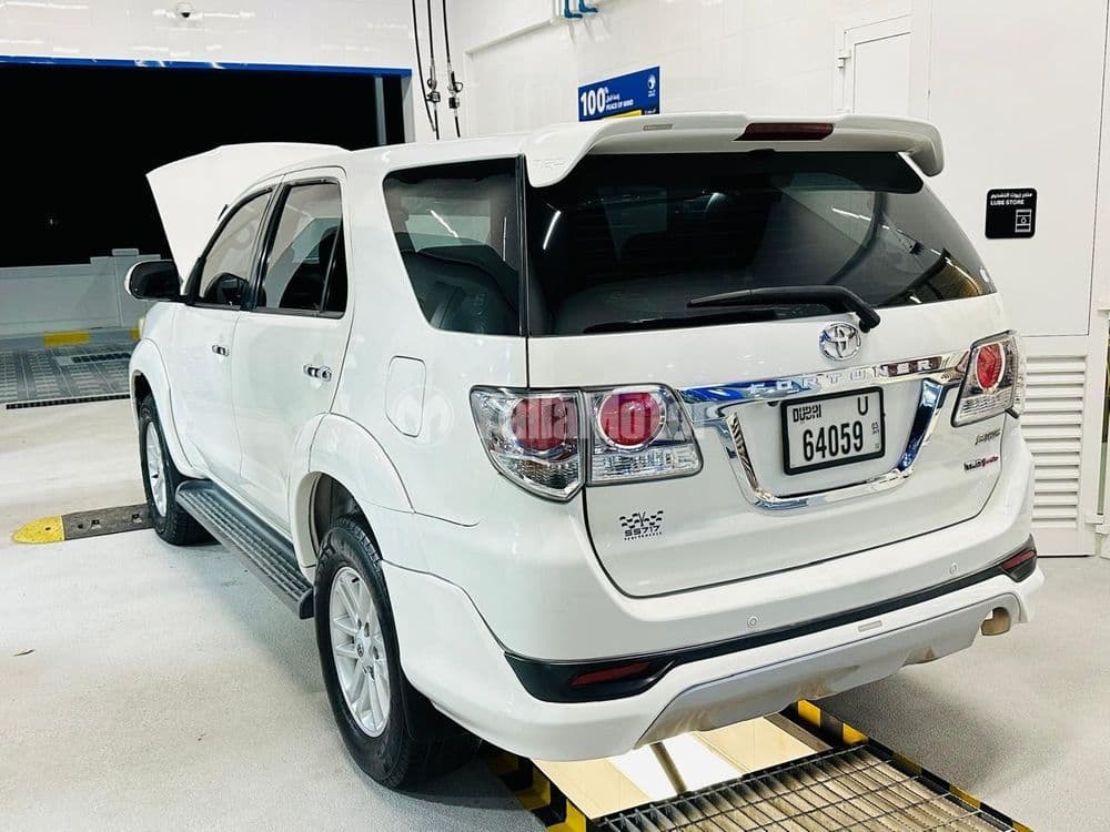 Used Toyota Fortuner 2.7L TRD Sportivo 2014