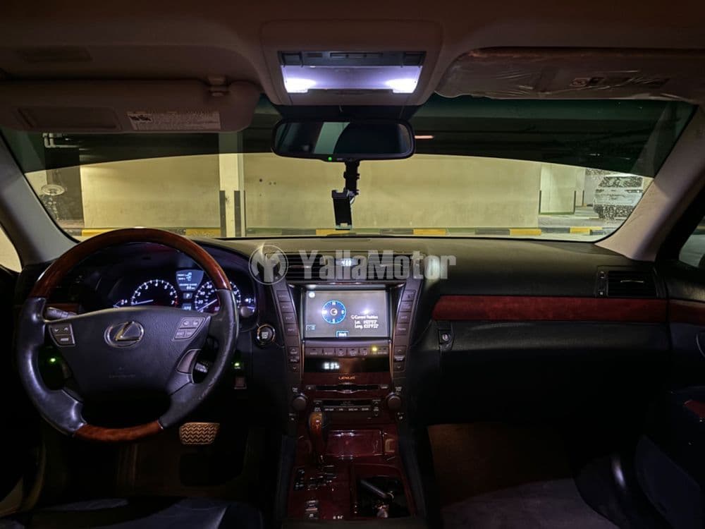 لكزس أل أس 460 ل 2008 مستعملة