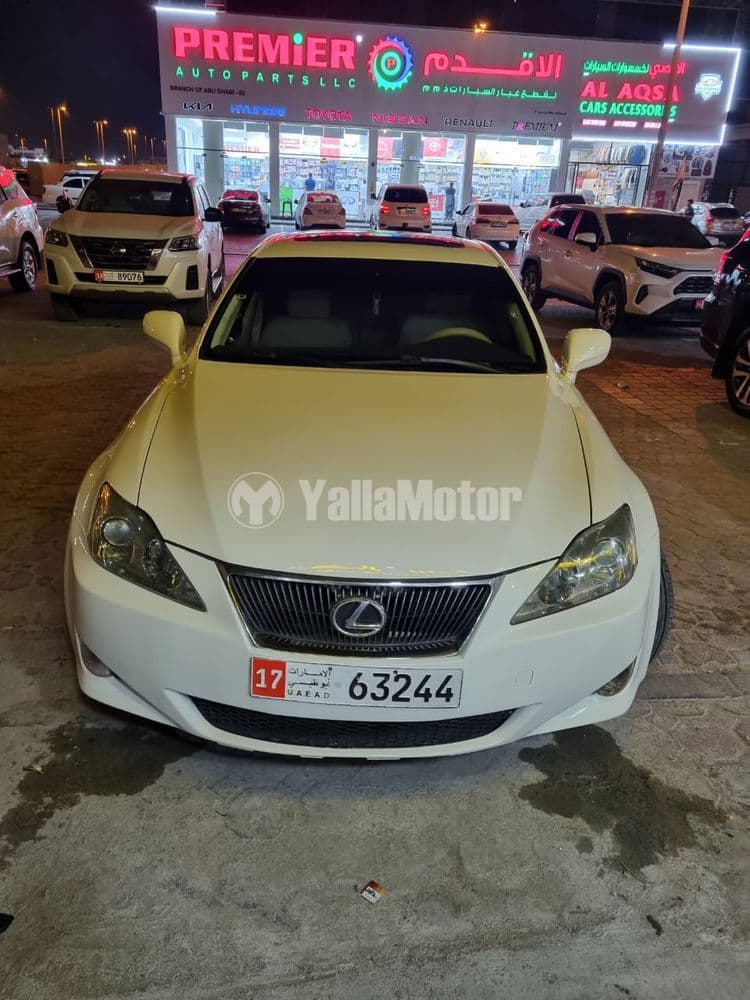 لكزس آي أس 300 2008 مستعملة