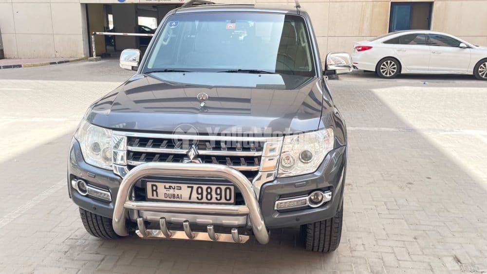 Used Mitsubishi Pajero GLS V6 2015