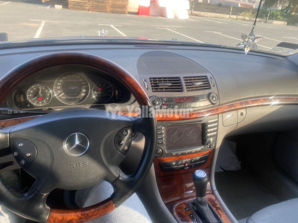 مرسيدس بنز E320 2006 مستعملة