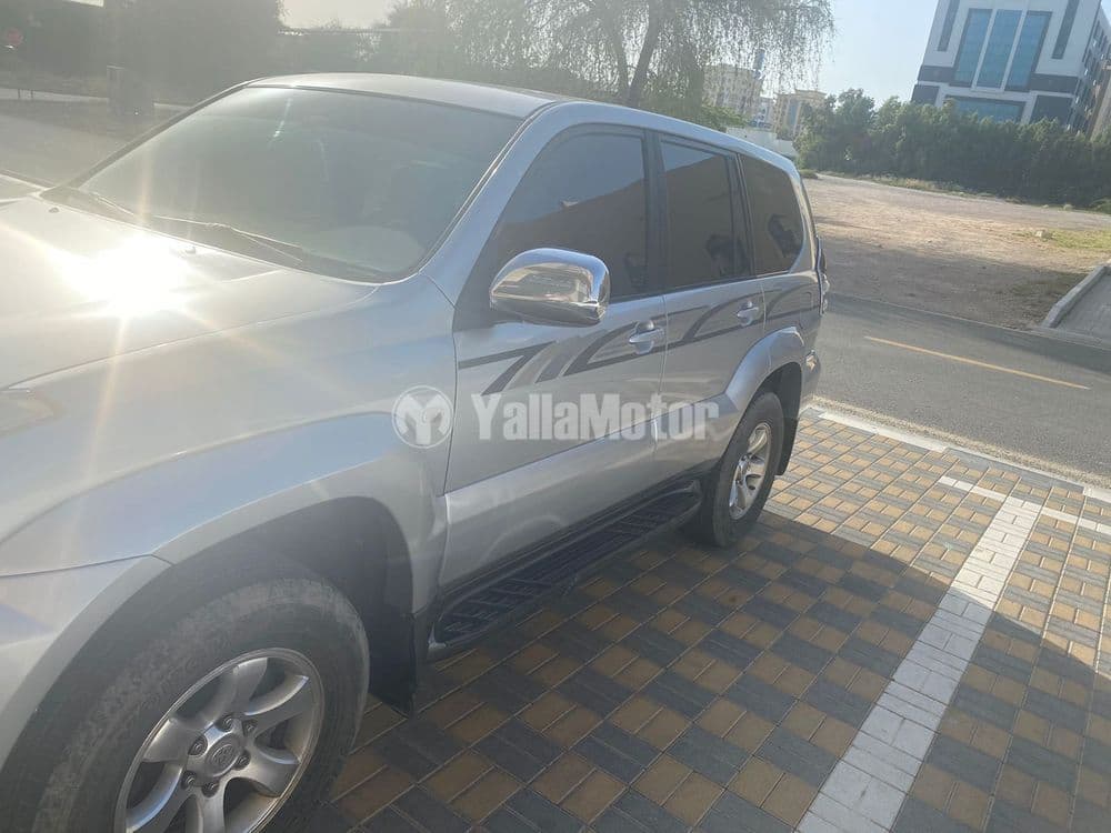 تويوتا لاند كروزر برادو 5 Door 4.0L VXL 2005 مستعملة