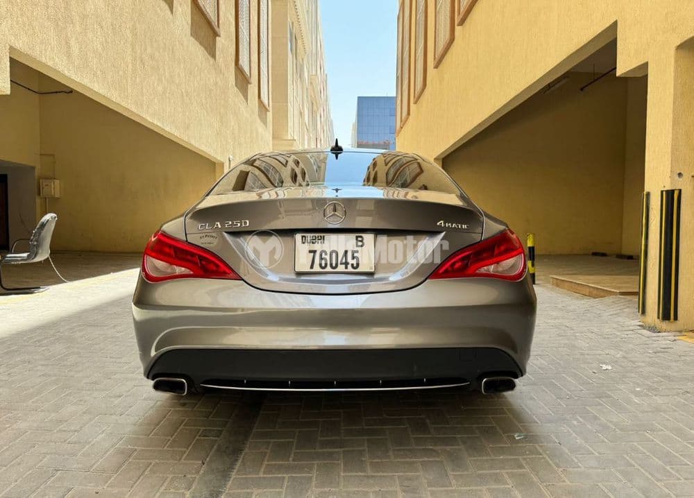 مستعملة مرسيدس بنز الفئة - سي ال أي 2015