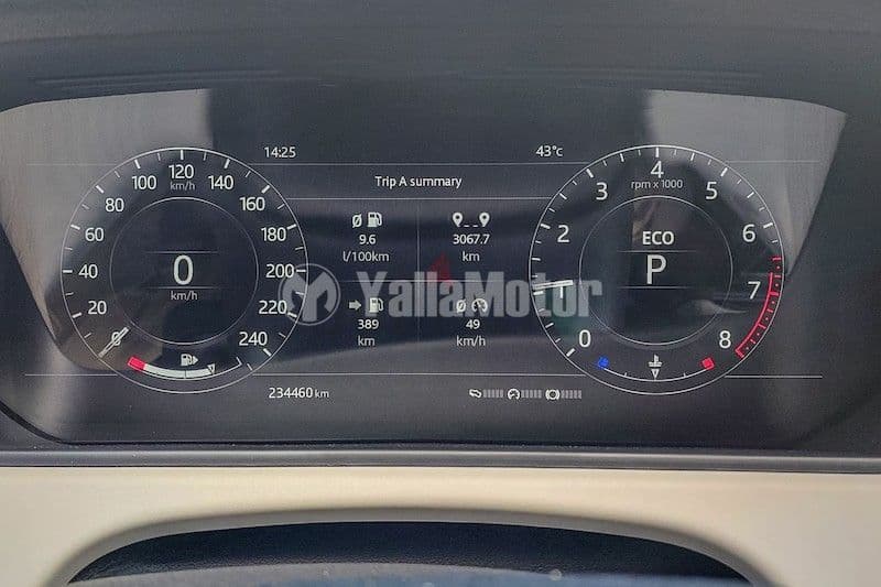 Used Land Rover Range Rover Velar 3.0L SE R-Dynamic (380 PS) 2018