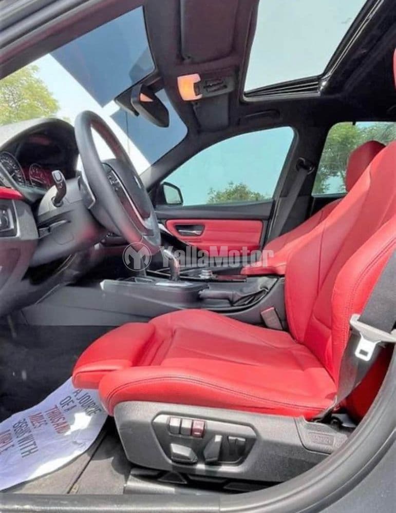 مستعملة بي إم دبليو الفئة الثالثة 320i 2014