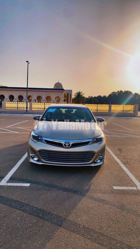 Used Toyota Avalon 3.5L XLE 2014
