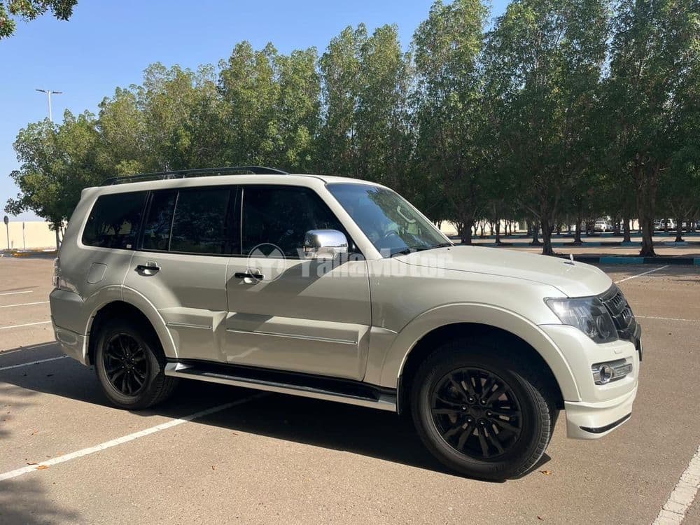 Used Mitsubishi Pajero GLS V6 2020