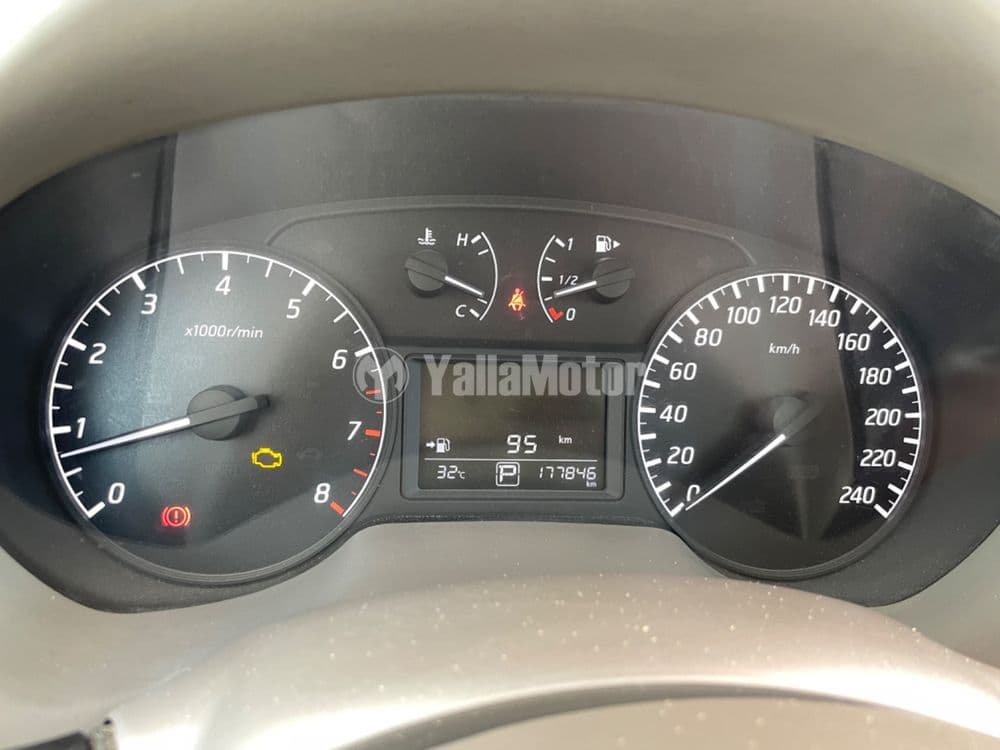 Used Nissan Tiida 1.6 S 2014