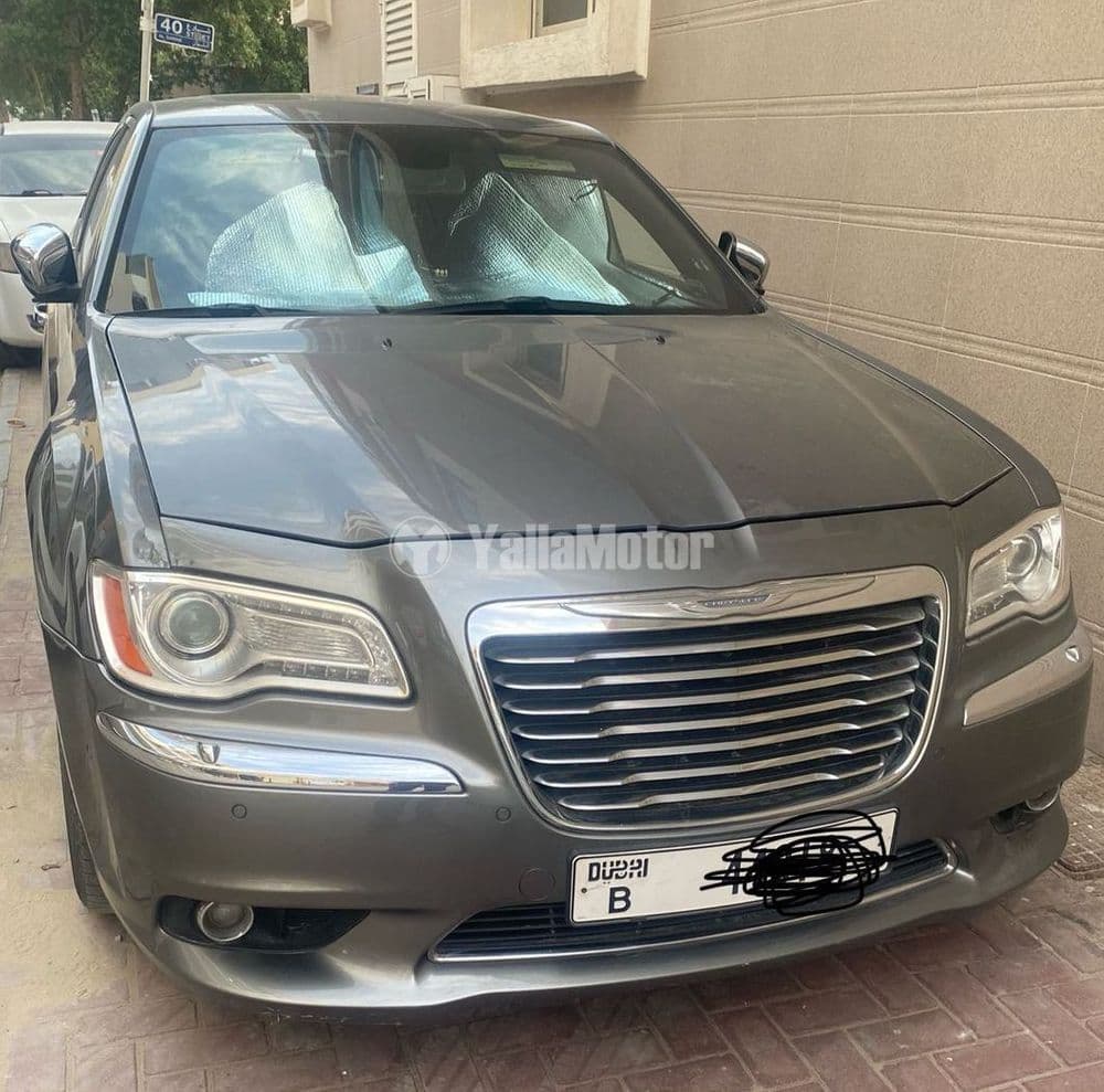 Used Chrysler 300C 3.6L V6 Luxury 2012