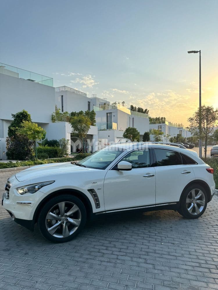 Used Infiniti QX70 5.0L Sport Luxury 2016