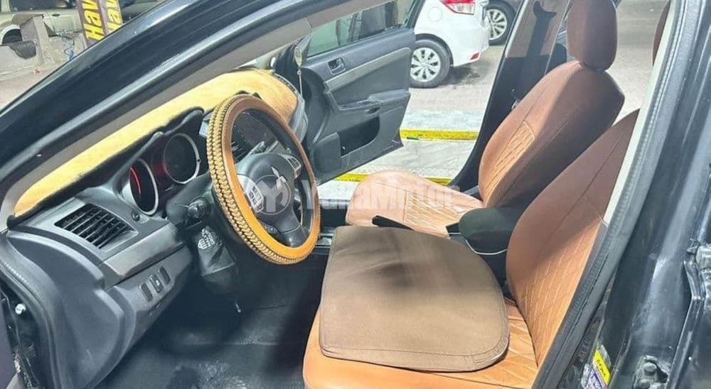 مستعملة ميتسوبيشي لانسر إي اكس 2.0L 2013