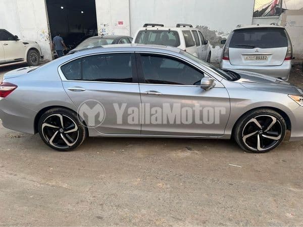 مستعملة هوندا أكورد 2017