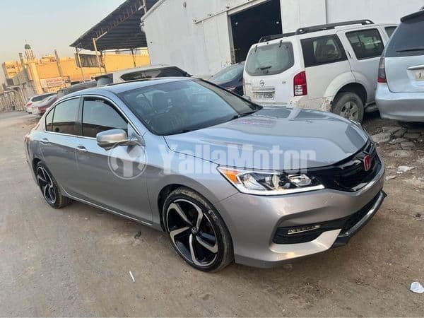 مستعملة هوندا أكورد 2017