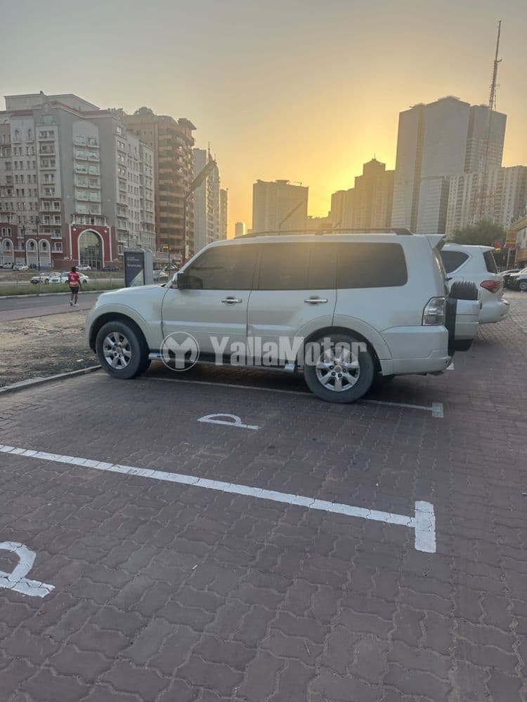Used Mitsubishi Pajero 3.8L GLS 5 Door high 2010