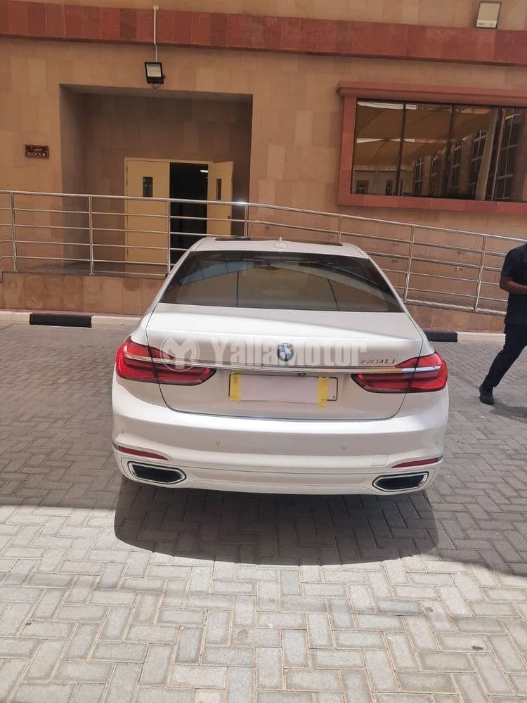 مستعملة بي إم دبليو الفئة السابعة 730i 2019