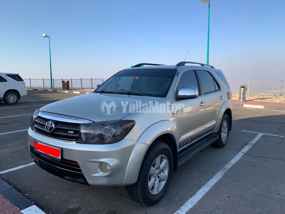 Used Toyota Fortuner 4.0L 4X4 2009