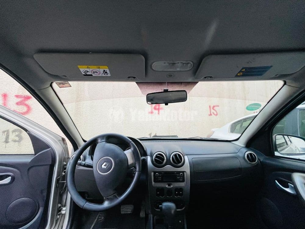 مستعملة رينو دستر 2.0L PE 2015