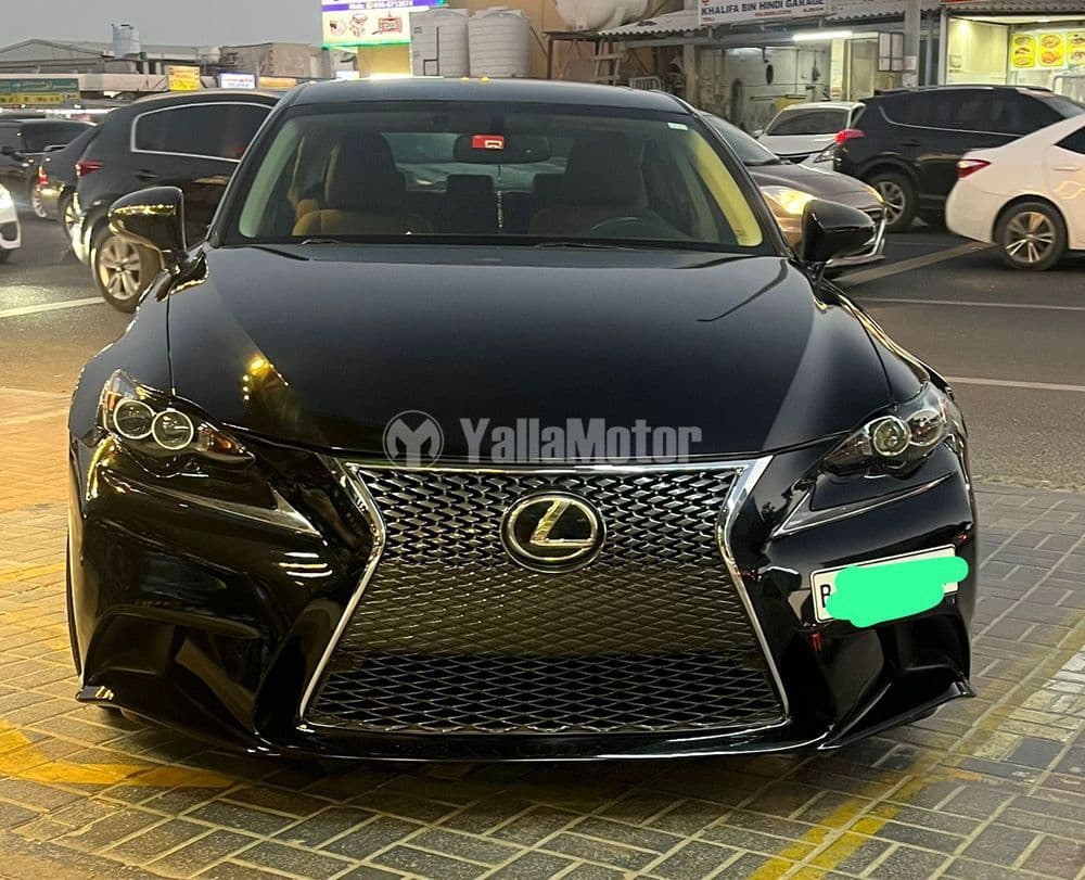 Used Lexus IS 4 door 2.5L 2014