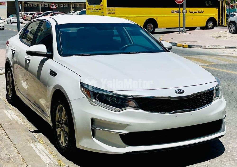 كيا أوبتيما 2.0L 2017 مستعملة