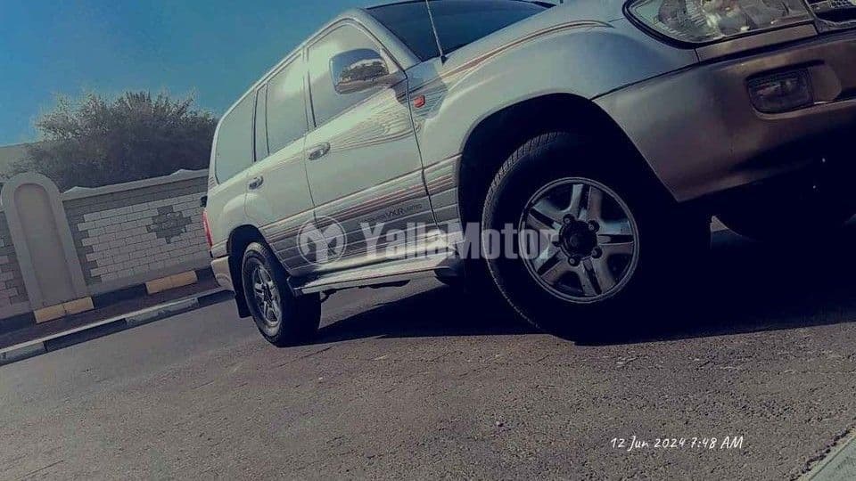 Used Toyota Land Cruiser 2000