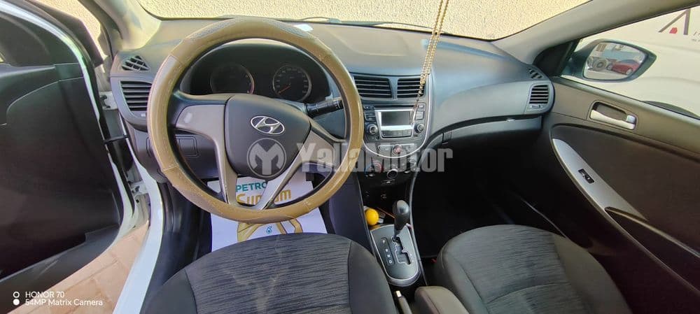 مستعملة هيونداي أكسينت 1.4L 2015