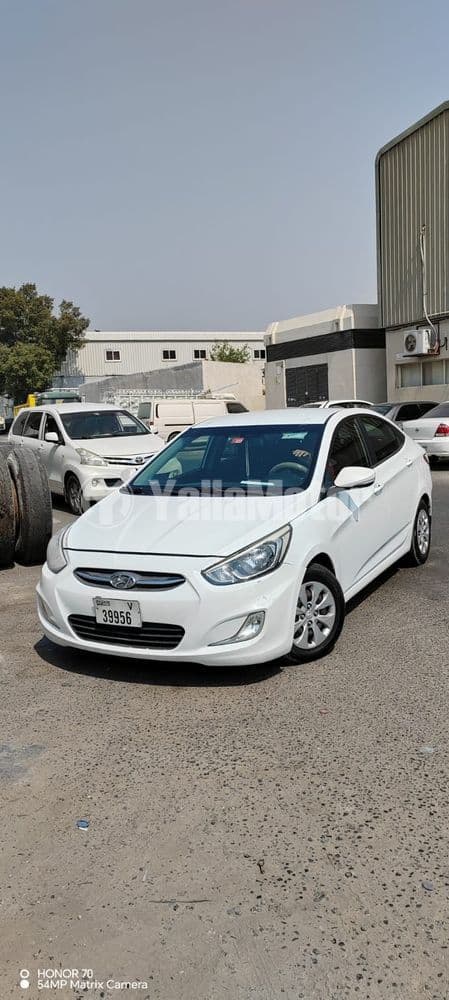 مستعملة هيونداي أكسينت 1.4L 2015