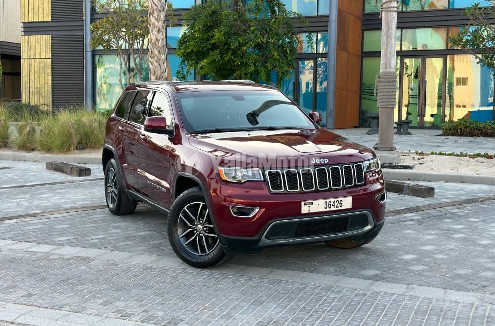 Used Jeep Grand Cherokee Laredo 3.6L 2018
