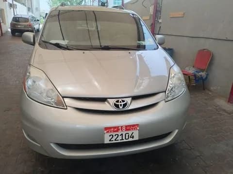 Used Toyota Sienna 2008