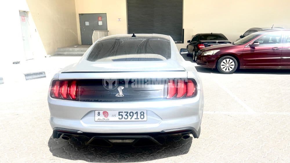 فورد موستانج 2.3L EcoBoost Fastback Premium 2021 مستعملة