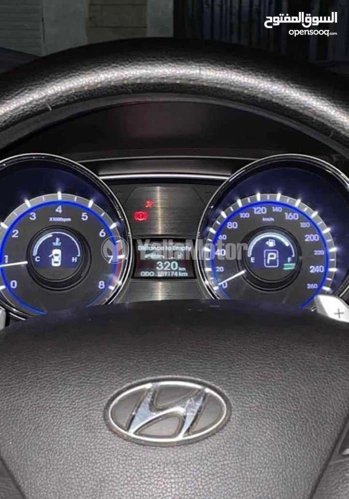 هيونداي سوناتا 2.5L Mid 2013 مستعملة