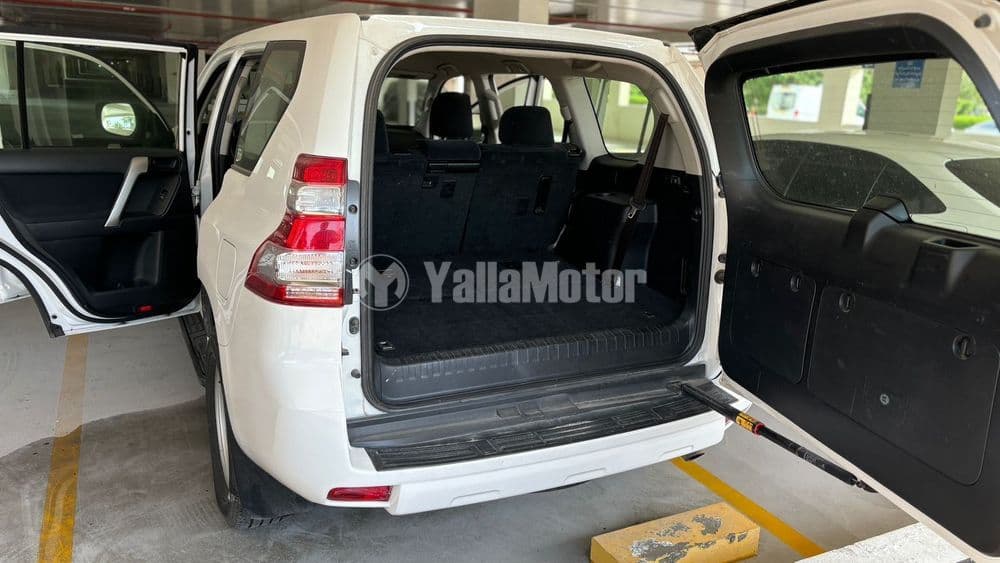 مستعملة تويوتا لاند كروزر برادو 2.7L TX 2017