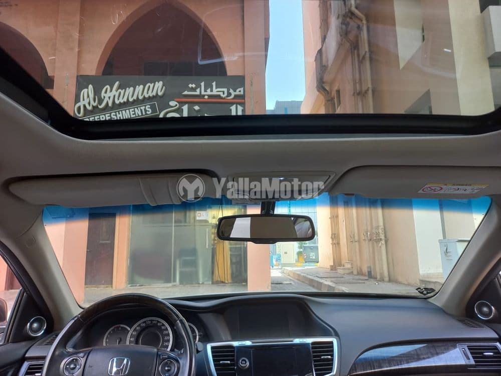 هوندا اكورد 2.4 لتر ال اكس 2015 مستعملة