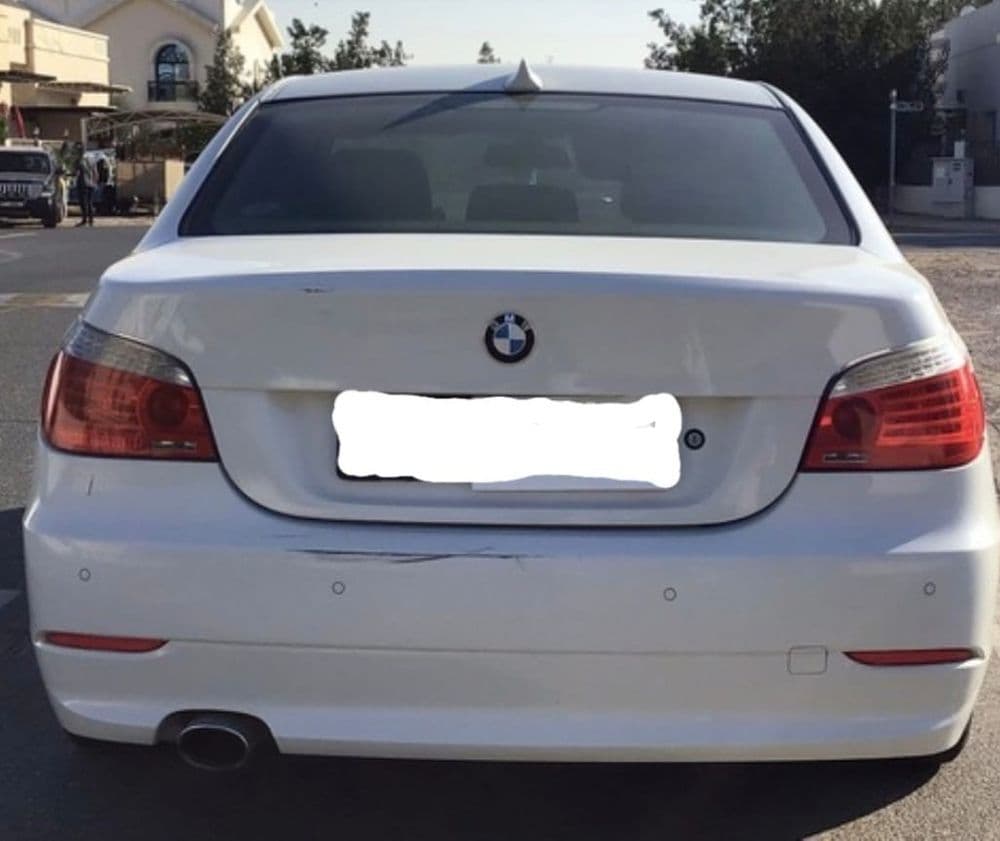 مستعملة بي إم دبليو الفئة الخامسة - سيدان 520i 2010