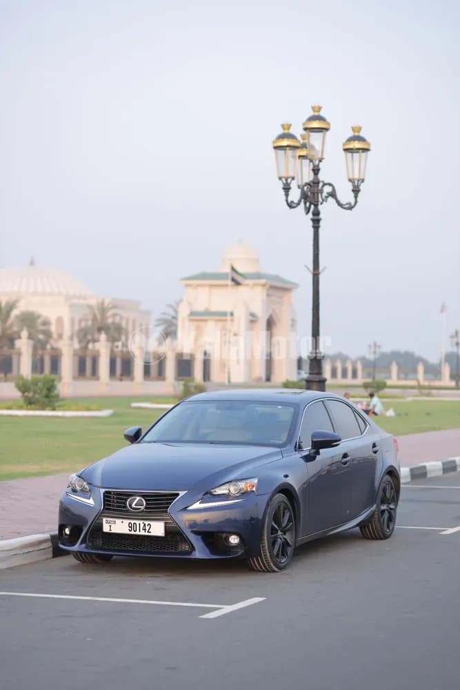 Used Lexus IS 250 Premier 2015