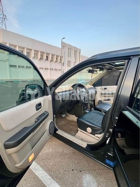 مستعملة نيسان إكس تريل 2011