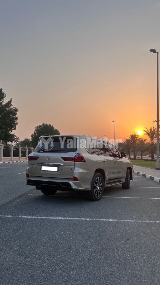Used Lexus LX 570 5 door 5.7L 2018