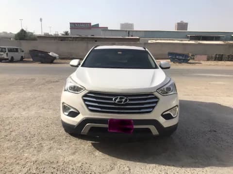 Used Hyundai Grand Santa Fe 3.3L AWD Mid 2016