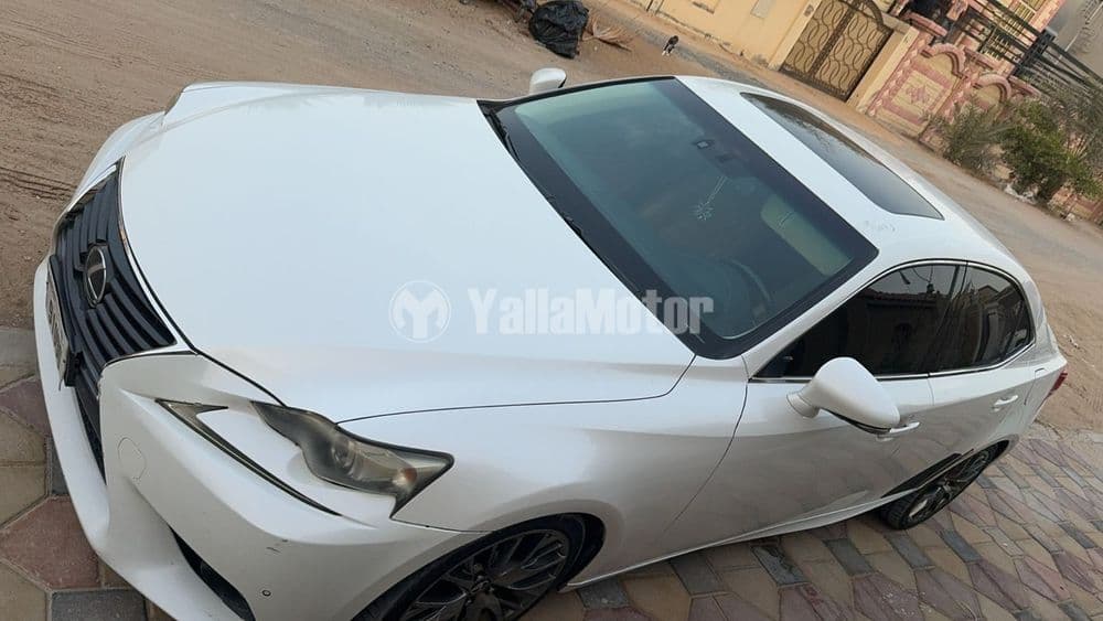 لكزس IS250 2014 مستعملة