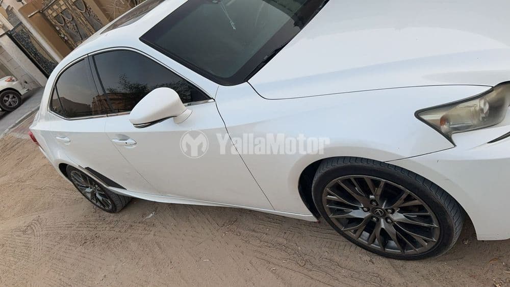 لكزس IS250 2014 مستعملة